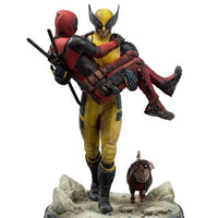 Sideshow & Hot Toys - Marvel - Iron Studios Deadpool & Wolverine 1:10 Scale Statue